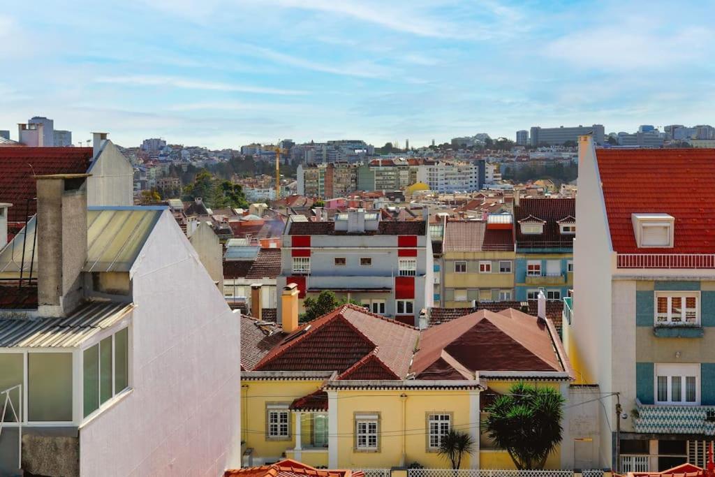 Lisbon Central Apartment With Balcony Екстериор снимка